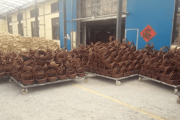 4. पार्श्व निर्माण